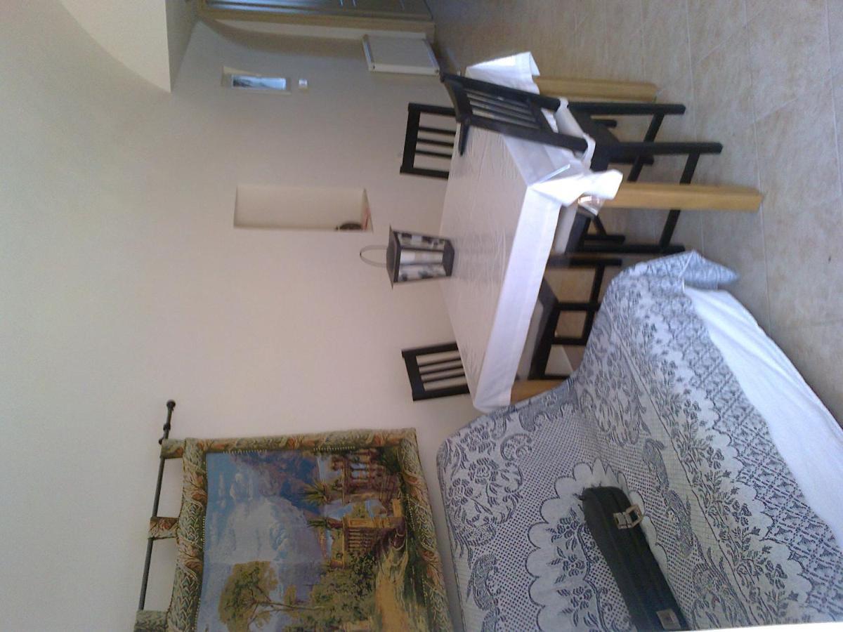 Anna Apartment